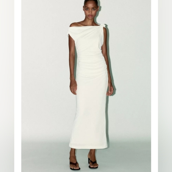 Zara Dresses & Skirts - Zara Asymmetric Midi Dress